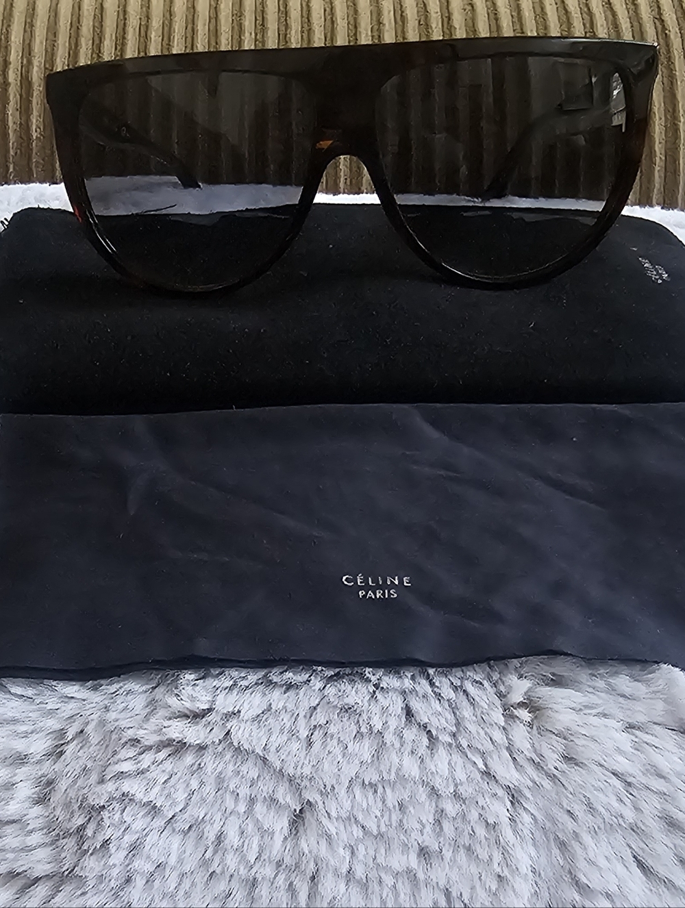 CÉLINE OVERSIZED TORTISE BROWN SUNGLASSES CL41435/S O86W2 EUC RETAIL $499 - Picture 2 of 7